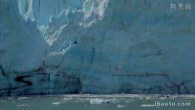 阿拉斯加冰川湾国家公园的马杰里冰川